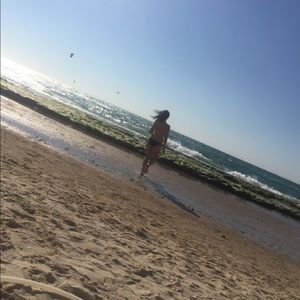 Meet your Posher, Ariela